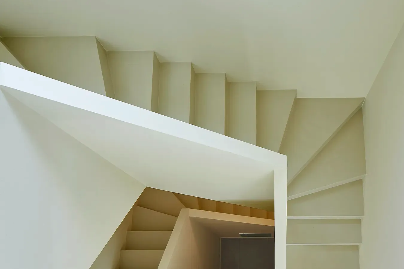 Steps to clad Microcement stairs