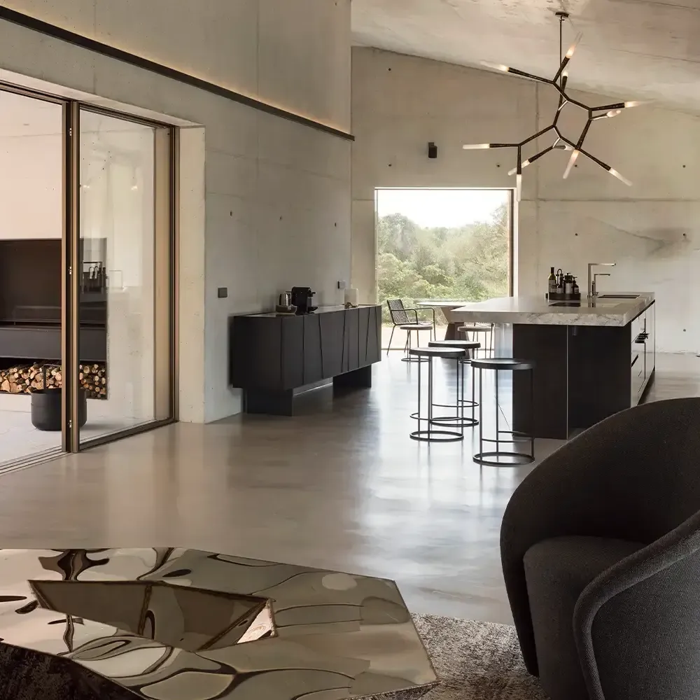 A seamless microcement floor