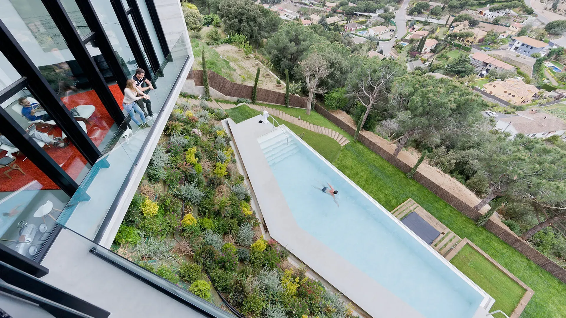 Piscina revestida con microcemento impermeable